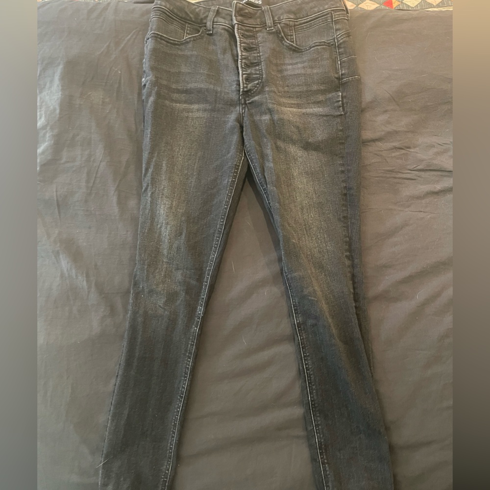 Black skinny jeans